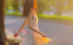 大老婆小老公吻戏